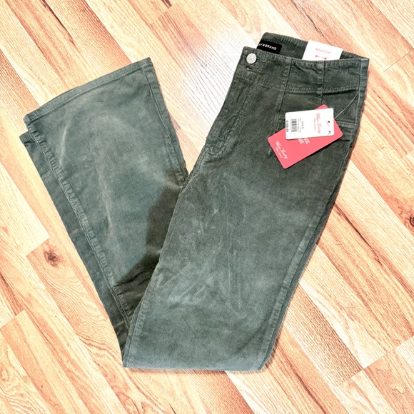 NWT Lucky Brand Stevie high-rise flare corduroy, fairytale green size 10/30 - Picture 4 of 10